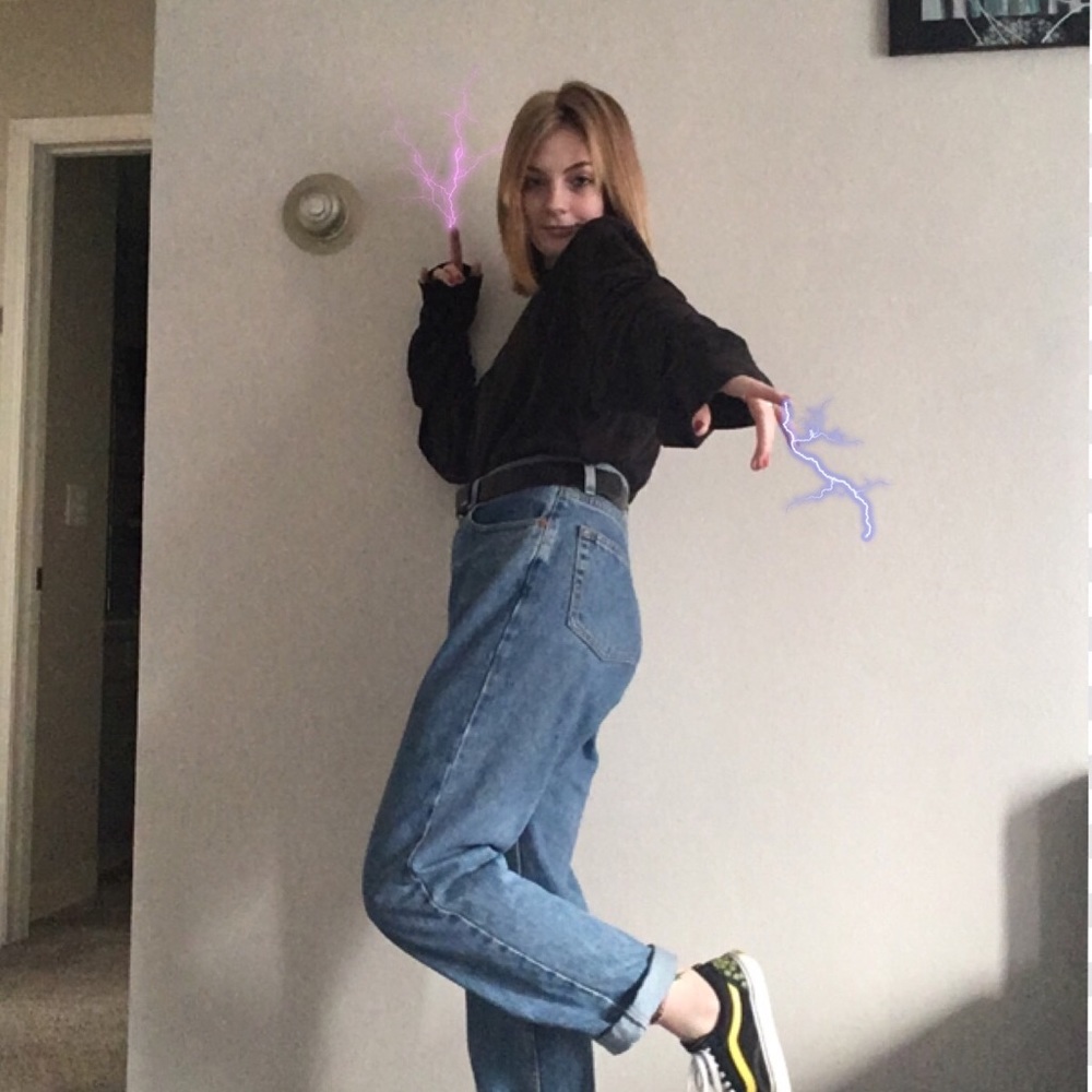 Meet your Posher, Malia